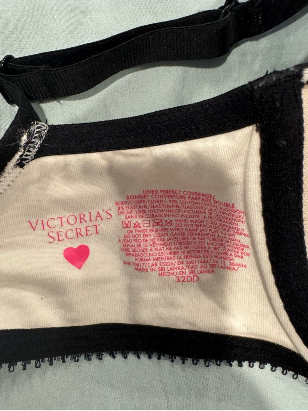 Victoria's Secret Leopard Bra 32DD - Picture 4 of 4